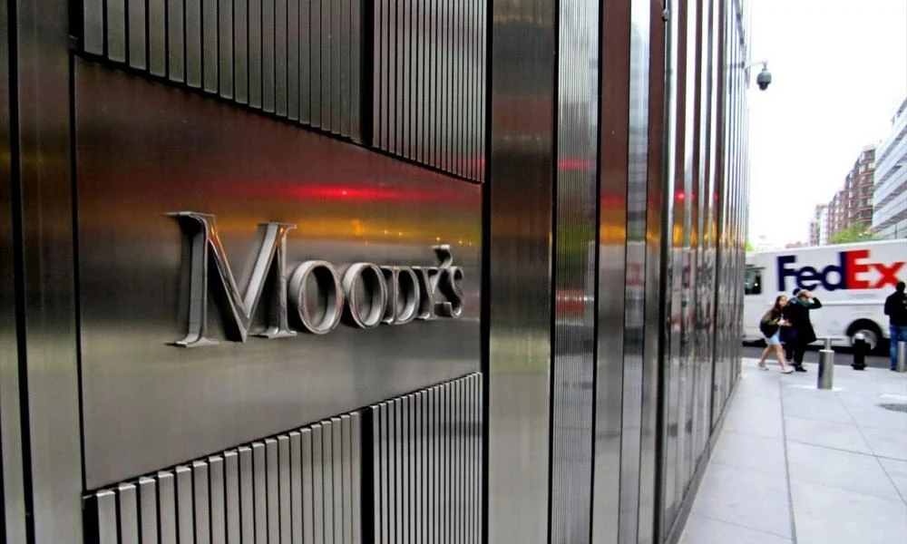 Τα «καμπανάκια» της Moody’s για τις ελληνικές τράπεζες - Ζωτικής σημασίας η επιτυχής απομείωση των κόκκινων δανείων